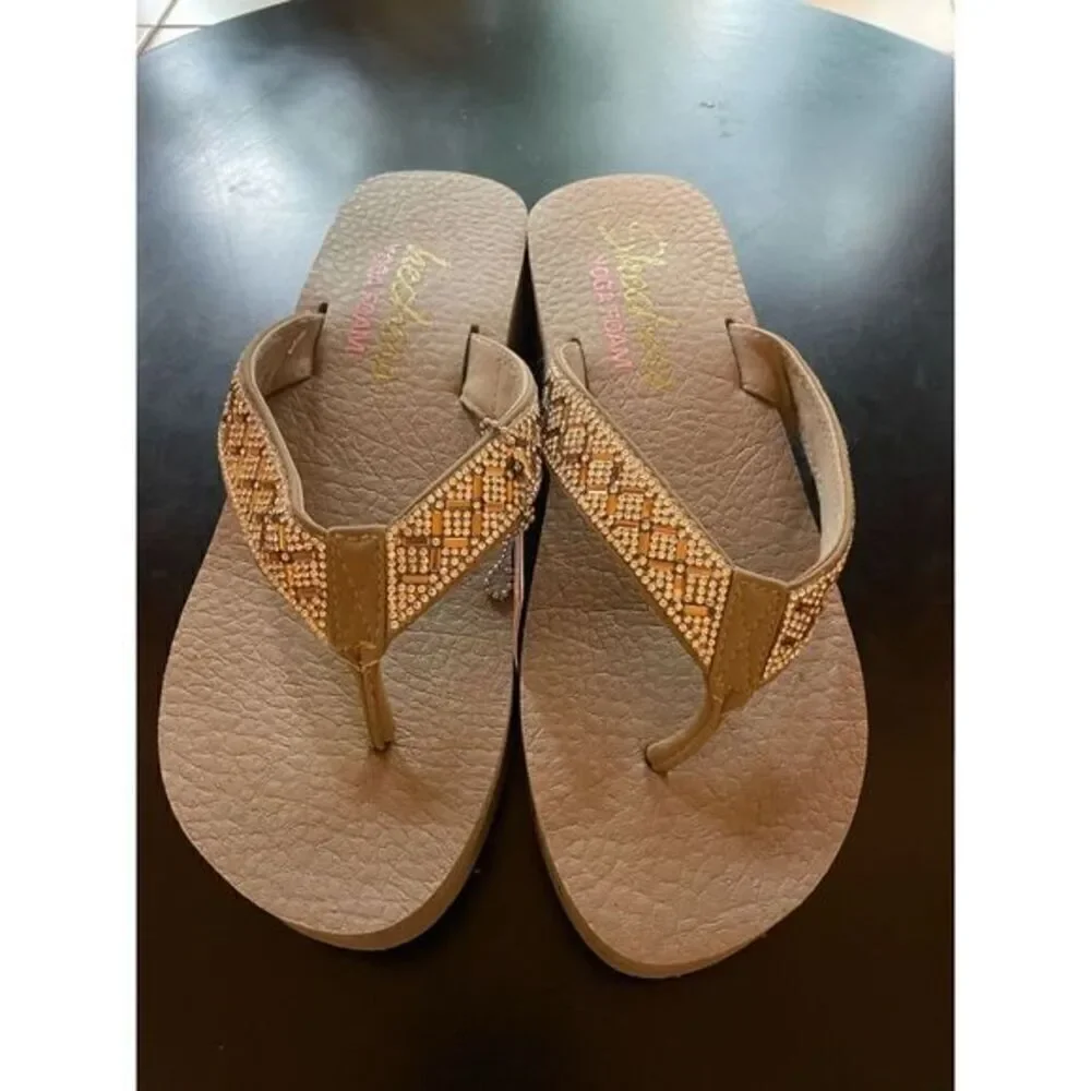 Skechers Sandals (SZ 9)